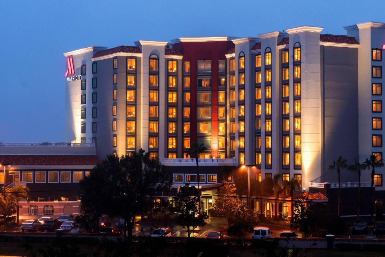 St. Petersburg Marriott Clearwater Hotel Екстериор снимка