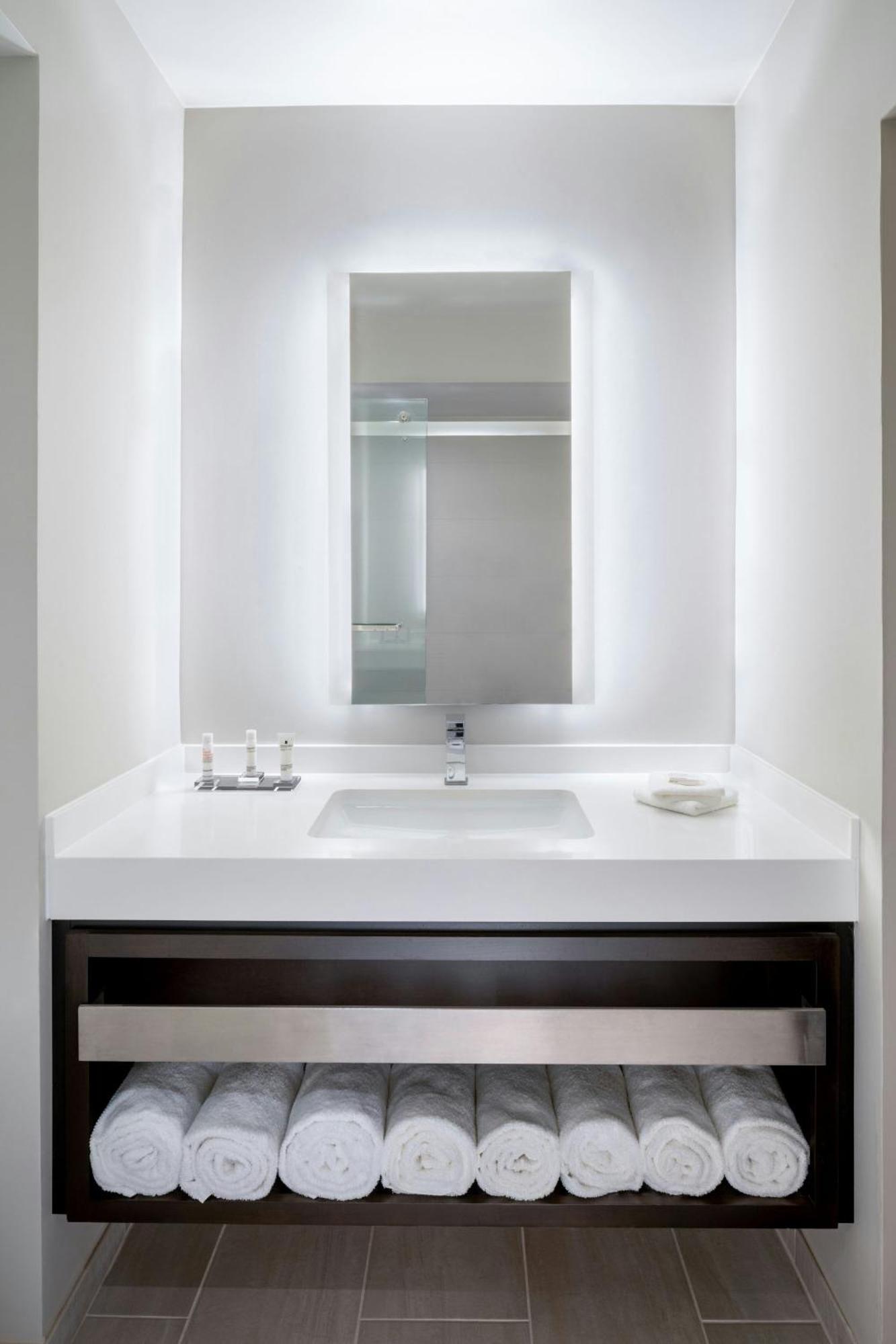 St. Petersburg Marriott Clearwater Hotel Екстериор снимка
